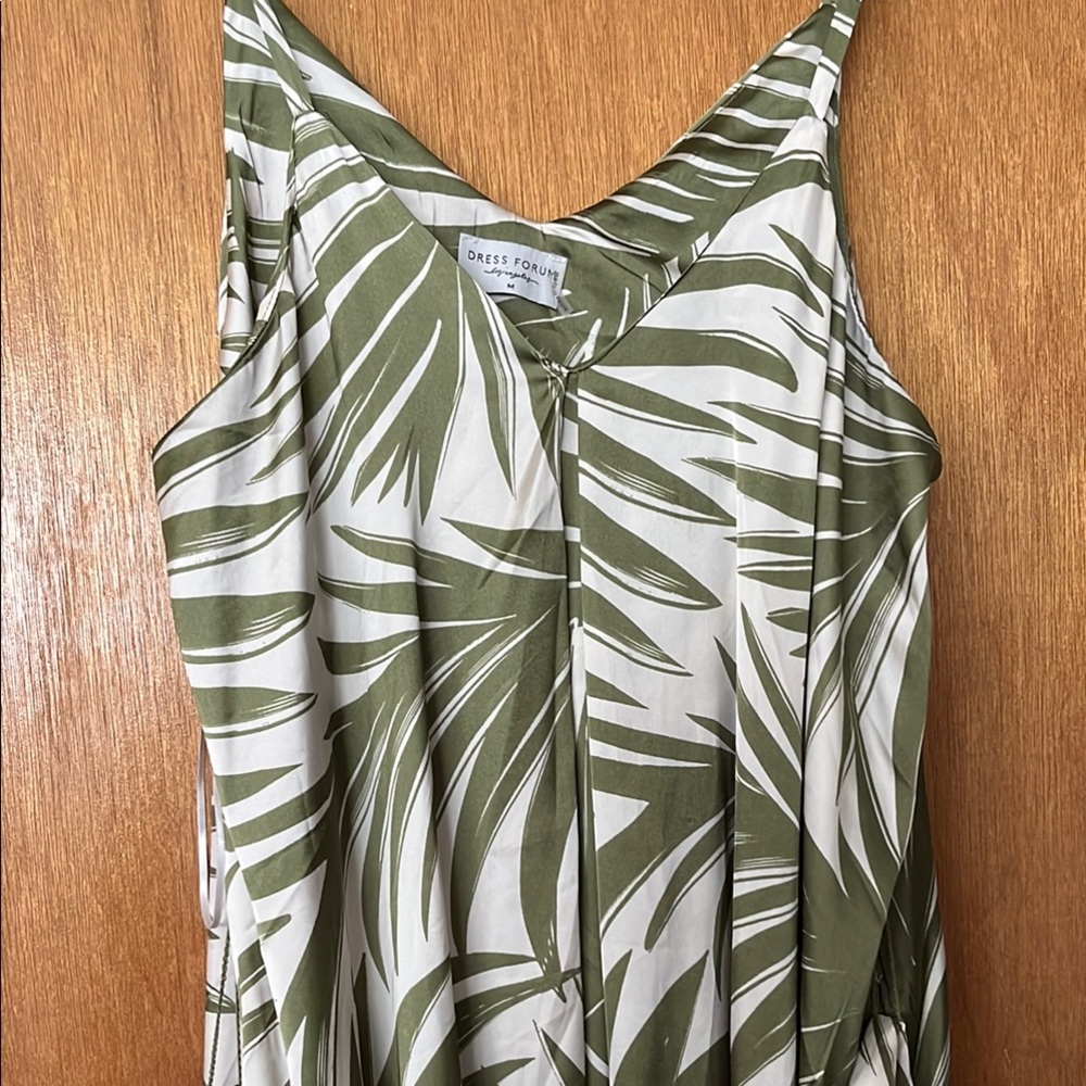 Dress Forum Green and White Leaf Print Dress